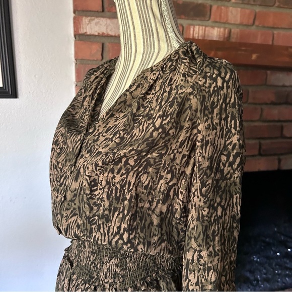 Rails Jasmine Tiered Mini Dress in Olive Static Sz XXS - Picture 5 of 9